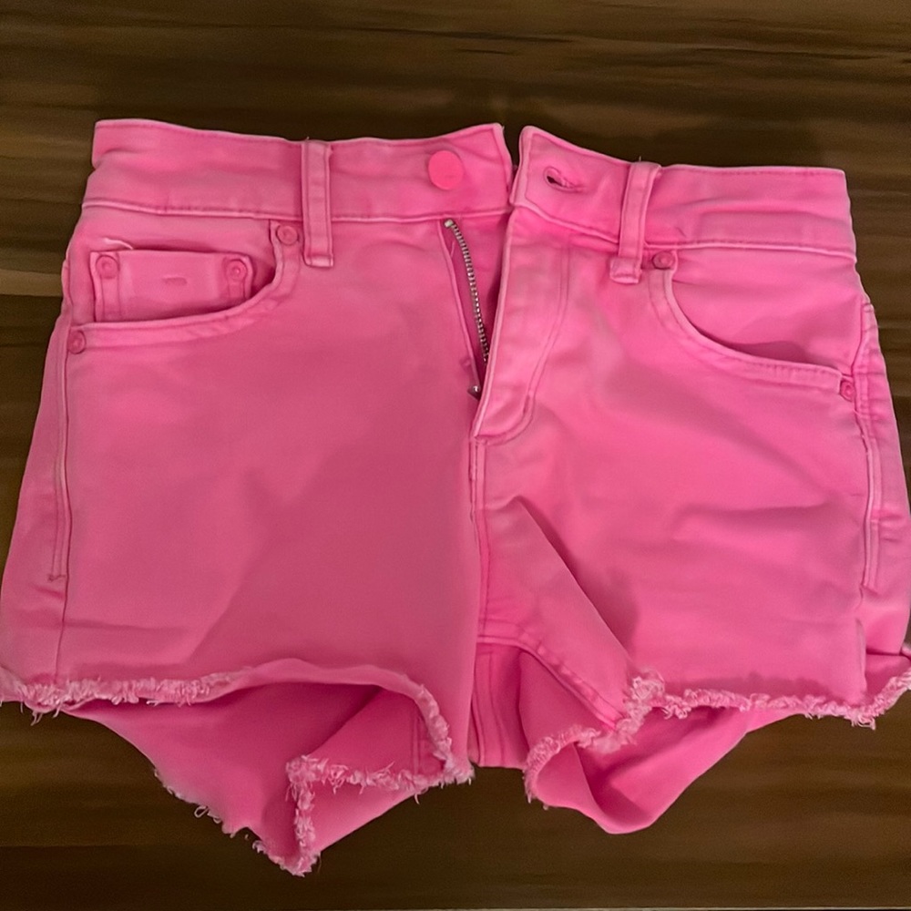 Tractr shorts, hot pink, size 8